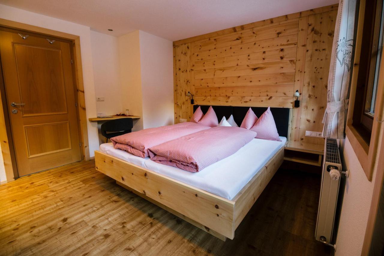Gaestehaus Berger Sankt Jakob in Defereggen Ngoại thất bức ảnh